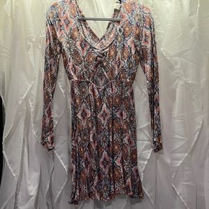 Flowy long sleeve dress